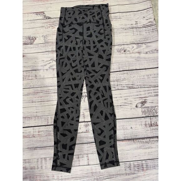 Lululemon NWOT Fast Free Leggings in Textured Labyrinth Black Light Cast Size 4 - Picture 3 of 10